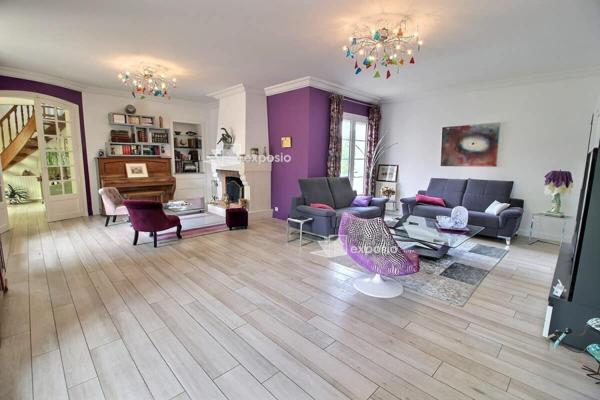 Maison Niort 5 pièce(s) 210 m2