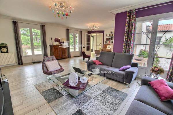 Maison Niort 5 pièce(s) 210 m2