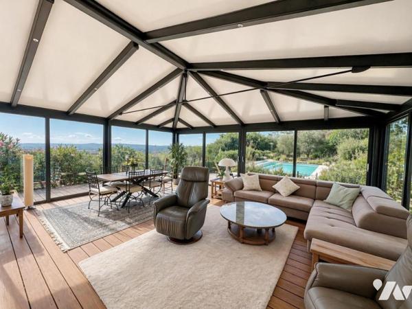 FAYENCE. Adrech du Peyron - Propriété avec maison de 185m², dépendance T2 de 39m² et piscine.