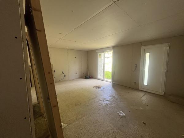 Maison T5 , 95m2 avec jardin 63 000 €