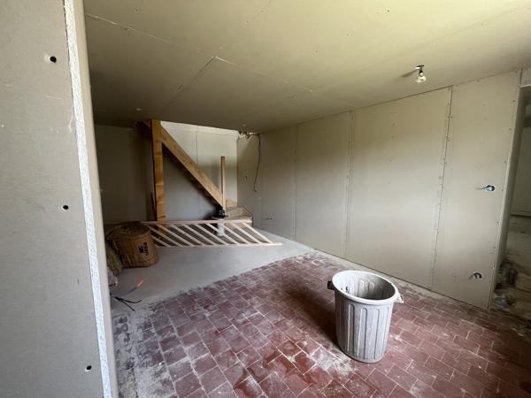 Maison T5 , 95m2 avec jardin 63 000 €