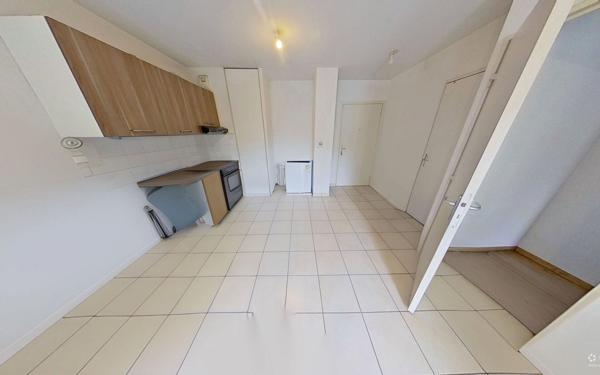 Appartement à vendre    2 pièces • 39 m2 Vénissieux