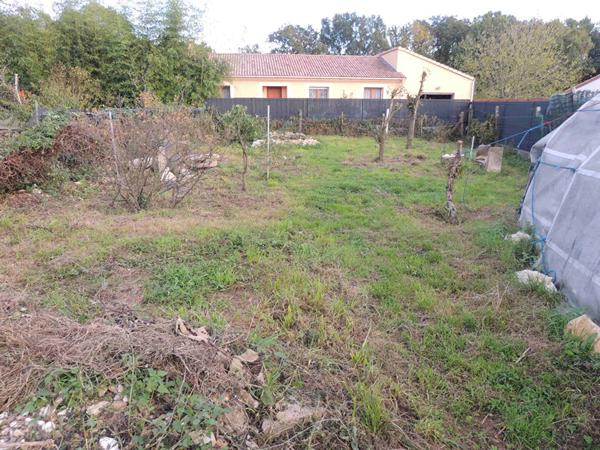 Domaine agricole Chaumes En Retz 3 pièce(s) + 2 pièces76 m2 + Garage 28 m² Parcelle 578 m²