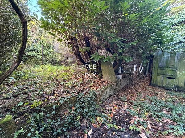 79200 PARTHENAY Maison de caractère à rénover - 144 m2 - Centre-ville de Parthenay