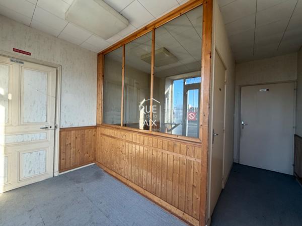 79200 PARTHENAY Maison de caractère à rénover - 144 m2 - Centre-ville de Parthenay