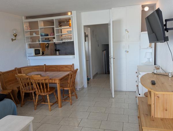 Marina traversante en première ligne face aux plages Le Grau-du-Roi (30240)