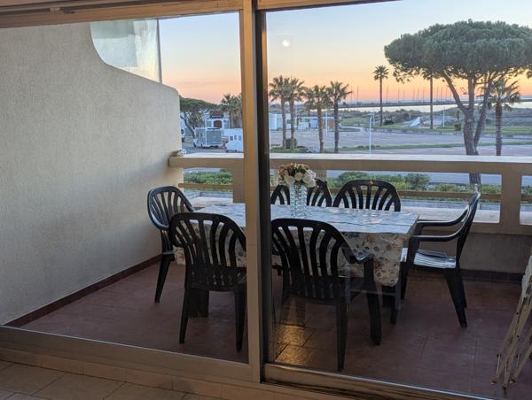 Marina traversante en première ligne face aux plages Le Grau-du-Roi (30240)