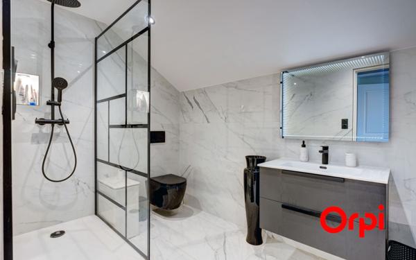 Maison à vendre    8 pièces • 238,28 m2 Dardilly