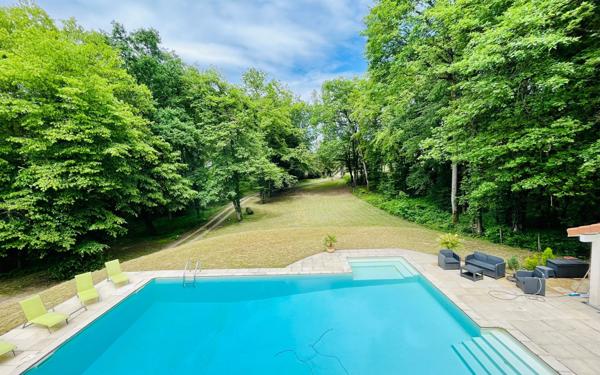 Maison à vendre    8 pièces • 238,28 m2 Dardilly