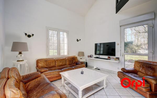 Maison à vendre    8 pièces • 238,28 m2 Dardilly