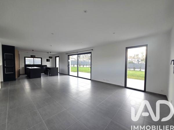 Maison à vendre 6 pièces 187 m² Rouffiac-Tolosan