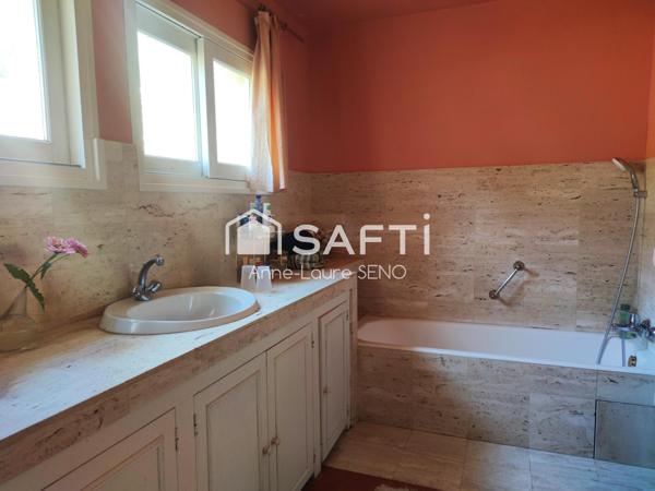 DEMEURE DE CHARME AVEC MAISON D'AMIS