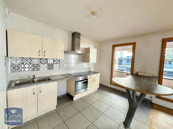 Appartement à louer 4 pièces 94.12m² Villeurbanne (69100)