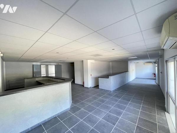 IMMEUBLE DE RAPPORT AVEC LOCAL PROFESSIONNEL ET APPARTEMENT TOIT TERRASSE