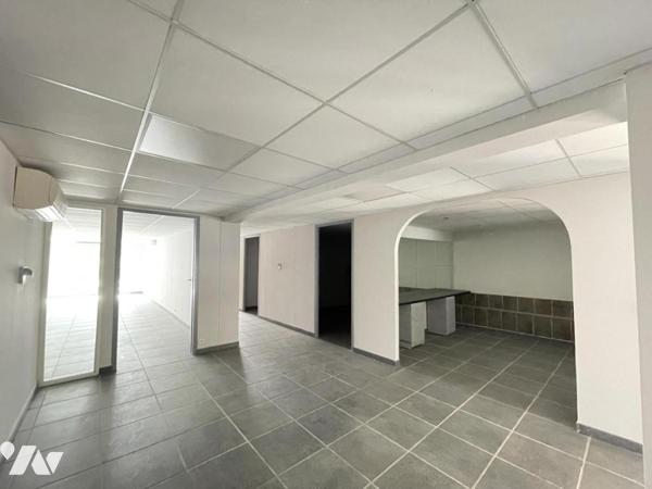 IMMEUBLE DE RAPPORT AVEC LOCAL PROFESSIONNEL ET APPARTEMENT TOIT TERRASSE