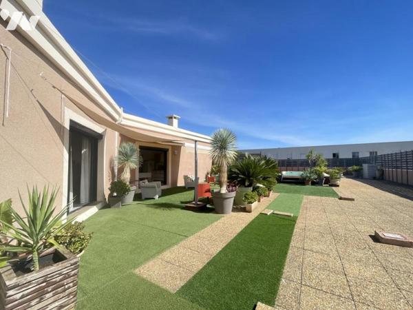 IMMEUBLE DE RAPPORT AVEC LOCAL PROFESSIONNEL ET APPARTEMENT TOIT TERRASSE