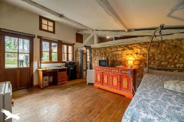 Maison à vendre |  Saint-Laurent-sur-Manoire |  8 pièces | 230 m²