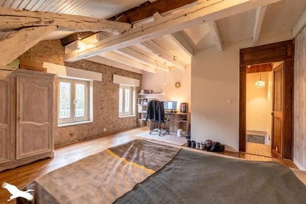 Maison à vendre |  Saint-Laurent-sur-Manoire |  8 pièces | 230 m²
