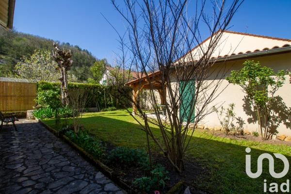 Maison à vendre 4 pièces 97 m² Le Bugue