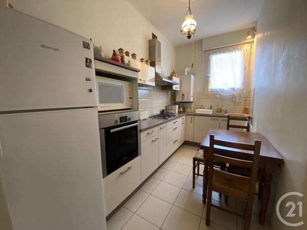 Appartement T3 à vendre  3 pièces - 62,86 m2 LA ROCHELLE - 17