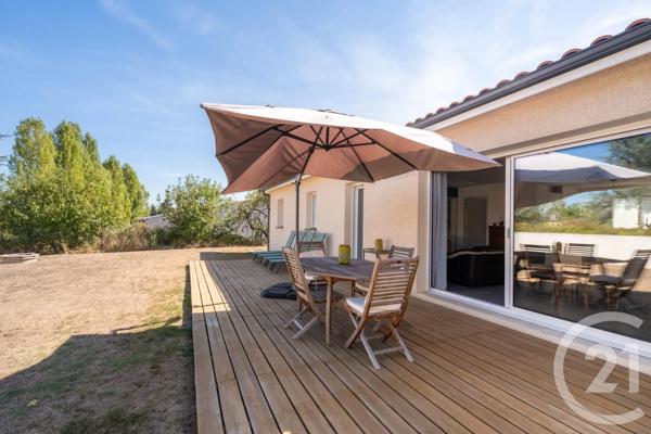 Maison à vendre  6 pièces - 97 m 2   CASTRES  - 81