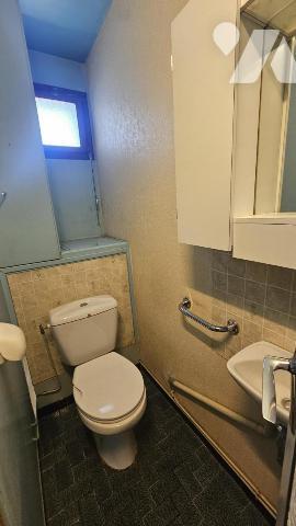 LA RAVOIRE, appartement type 3 bis de 82m2 au dernier étage avec ascenseur et vue dégagée