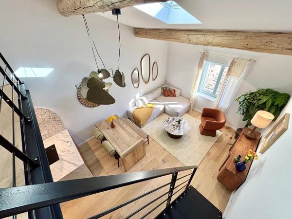 Superbe rénovation, belle maison en pierre du village !