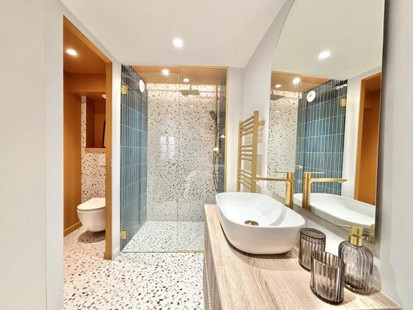 Superbe rénovation, belle maison en pierre du village !