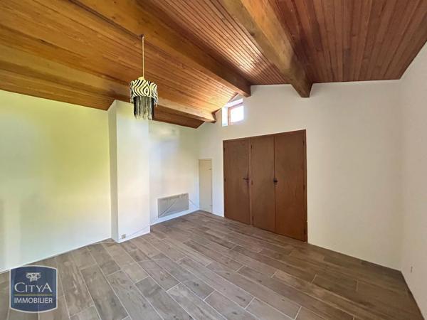 Maison à louer 4 pièces 122.8m²