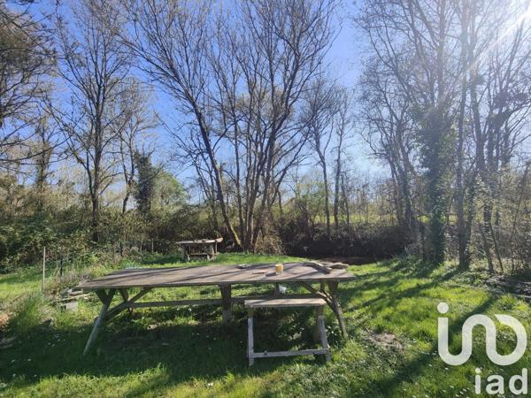 Maison de village 6 pièces de 159 m² à Saint-Étienne-de-Chigny (37230)