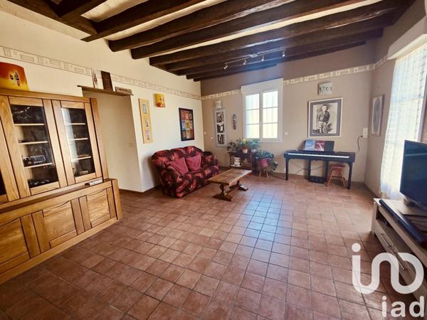 Maison de village 6 pièces de 159 m² à Saint-Étienne-de-Chigny (37230)