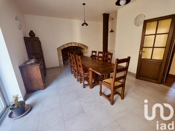 Maison de village 6 pièces de 159 m² à Saint-Étienne-de-Chigny (37230)