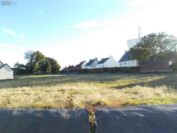Terrain à Batir à vendre à Carhaix-Plouguer dans le Finistère (29270), ref : TABC4
