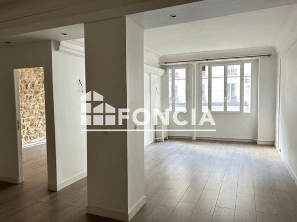 Location Appartement 4 pièces 111.6 m² - 68 RUE DU FAUBOURG SAINT MARTIN Paris 75010