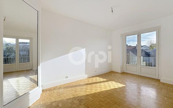 Appartement à louer    3 pièces •  Chaumont