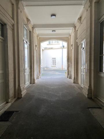 Bel appartement ascenseur - parking - belle vue