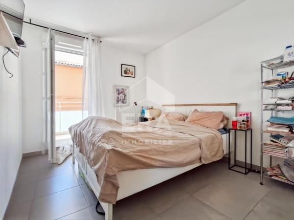T4 de 86 m²  avec balcon et terrasse + Parking