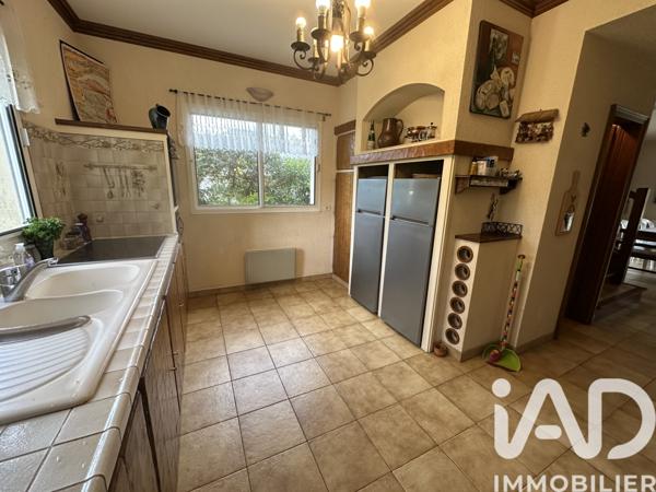 Maison à vendre 9 pièces 268 m² Jullouville