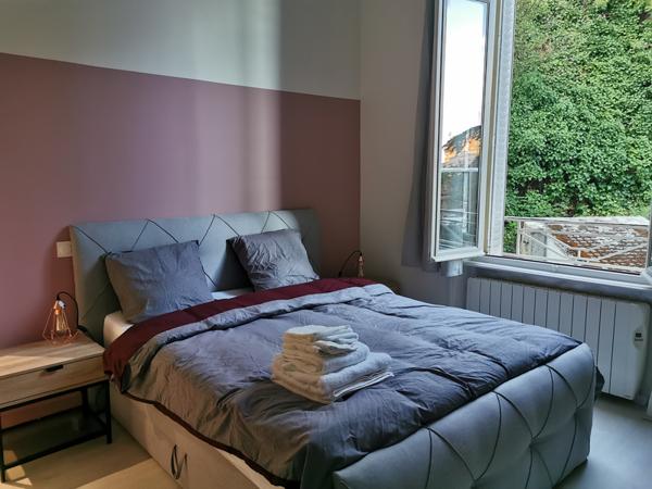 À vendre – Appartement F2 situé dans la Résidence du Grand Hôtel à Châtel-Guyon, en plein centre-ville.