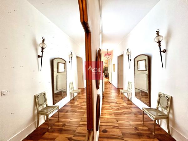 GRENOBLE - Rue Raoul Blanchard : T7 en duplex de 260m²