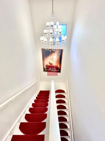 GRENOBLE - Rue Raoul Blanchard : T7 en duplex de 260m²
