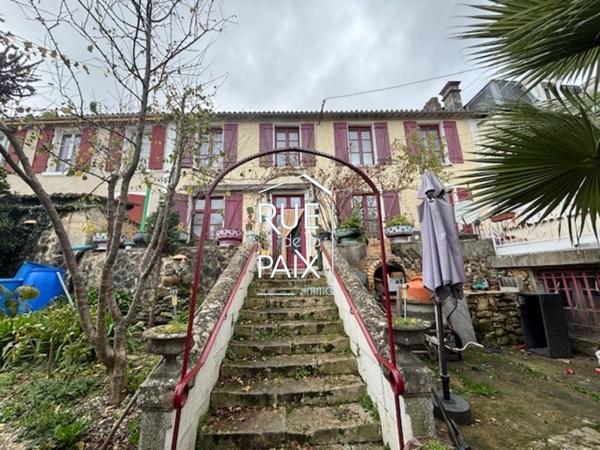 79220 CHAMPDENIERS Maison Champdeniers 5 pièce(s) 123 m2