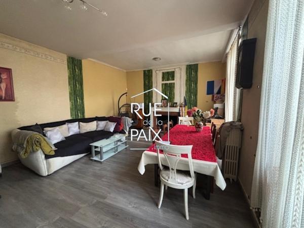 79220 CHAMPDENIERS Maison Champdeniers 5 pièce(s) 123 m2