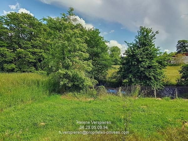 Maison  10 pièce(s) 217 m2 hangar 300 m2 jardin 7000 m2