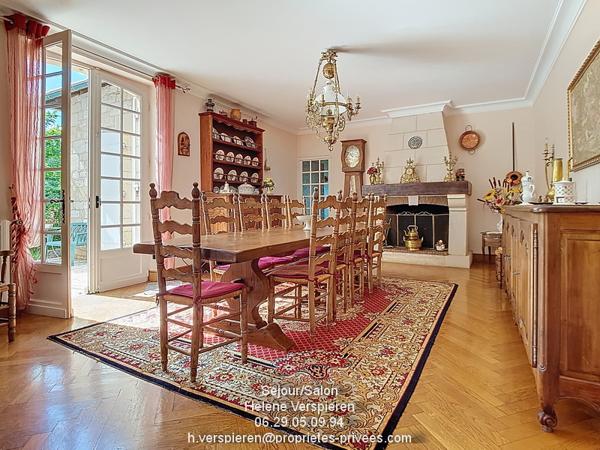 Maison  10 pièce(s) 217 m2 hangar 300 m2 jardin 7000 m2