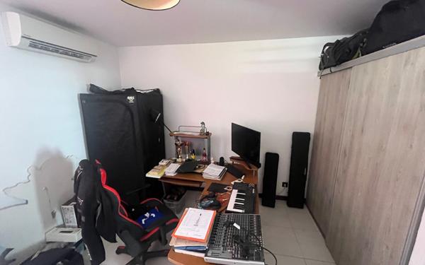 Appartement à vendre    3 pièces •  Remire-Montjoly