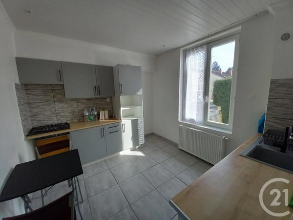 Maison à vendre  5 pièces - 84,43 m 2   LAVAULT STE ANNE  - 03
