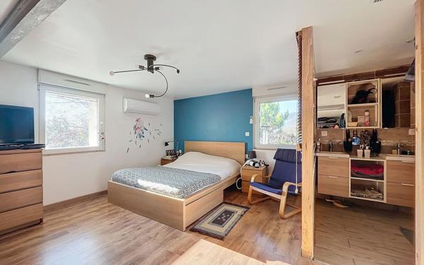 Maison à vendre    6 pièces • 193 m2 Étoile-sur-Rhône