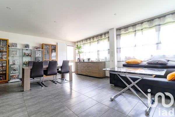 Appartement à vendre 3 pièces 76 m² Sainte-Geneviève-des-Bois
