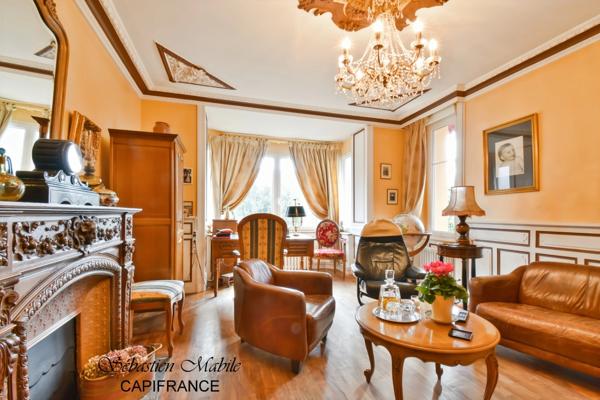 Maison bourgeoise à vendre 10 pièces à Pontorson (50) - Baie du Mont Saint Michel